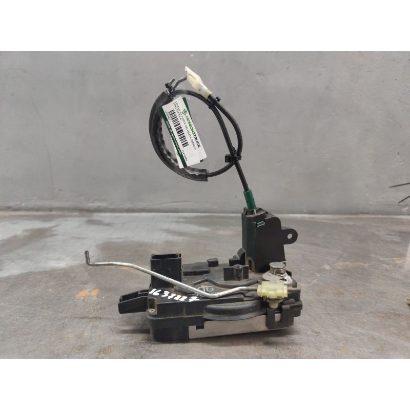Recambio de cerradura puerta delantera derecha para opel zafira b cosmo referencia OEM IAM 13210749 5 PINS 