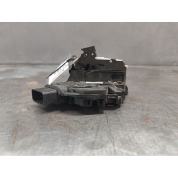 Recambio de cerradura puerta delantera derecha para ford focus berlina (cap) ambiente (d) referencia OEM IAM 3M5AR21812AK  
