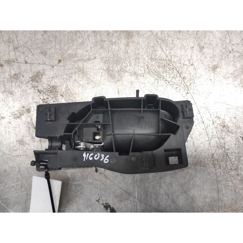 Recambio de maneta interior delantera derecha para peugeot 407 sport referencia OEM IAM 96526177VD - Blanco 2
