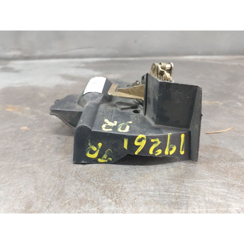 Recambio de cerradura puerta trasera derecha para mercedes-benz clase c (w202) berlina 250 diesel (202.125) referencia OEM IAM 2 3