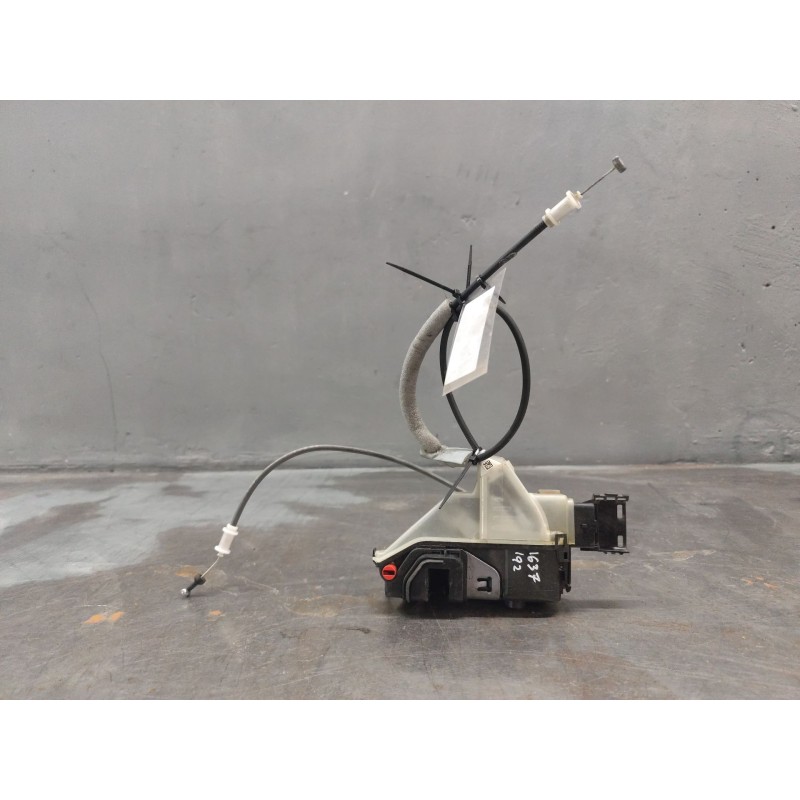 Recambio de cerradura puerta delantera izquierda para peugeot 5008 ii (mc_, mj_, mr_, m4_) 1.6 bluehdi 120 referencia OEM IAM - Blanco