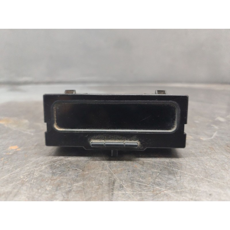 Recambio de pantalla multifuncion para renault laguna (b56) 1.9 dti referencia OEM IAM P7700428029  