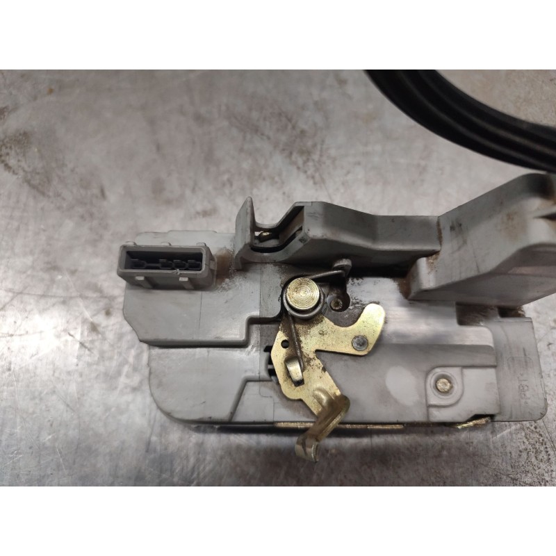 Recambio de cerradura puerta trasera derecha para peugeot 307 (s1) xr clim plus referencia OEM IAM - Blanco 2