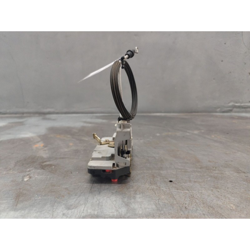 Recambio de cerradura puerta trasera derecha para peugeot 307 (s1) xr clim plus referencia OEM IAM - Blanco 4