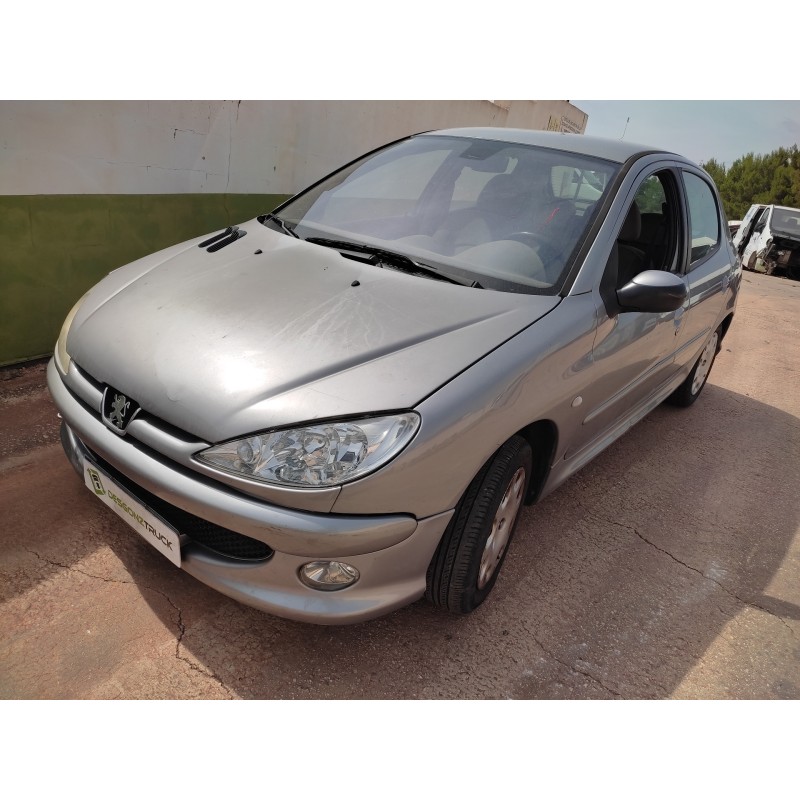 PEUGEOT 206 BERLINA