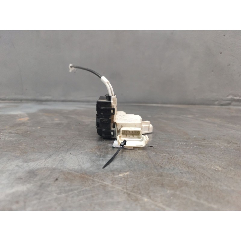 Recambio de cerradura puerta delantera derecha para peugeot 407 sw st sport referencia OEM IAM   6 PINS 5