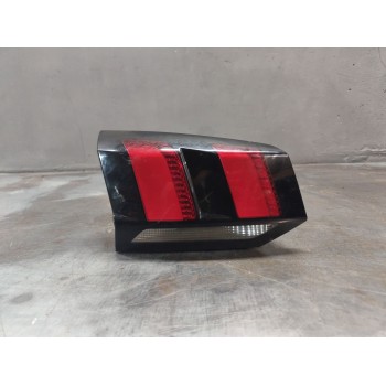 PILOTO TRASERO IZQUIERDO INTERIOR 9811027880 