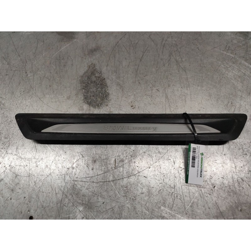 Recambio de moldura puerta delantera izquierda para bmw 3 (f30, f80) 320 d xdrive referencia OEM IAM 5147726092903  