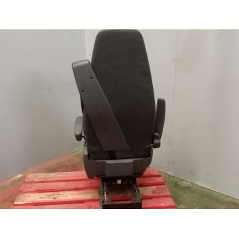 Recambio de asiento delantero izquierdo para scania p,g,r,t - series g 440, r 440 referencia OEM IAM 2189635  