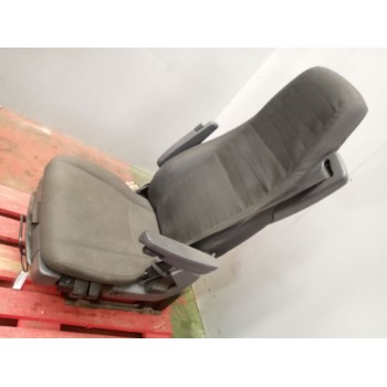 Recambio de asiento delantero izquierdo para scania p,g,r,t - series g 440, r 440 referencia OEM IAM 2189635  