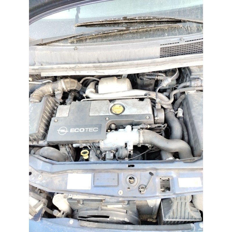 opel zafira a del año 2005