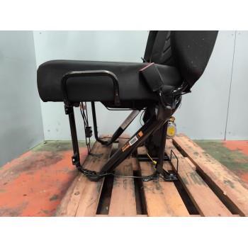 Recambio de asiento delantero derecho para iveco daily vi furgoneta 35s16, 35c16, 70c16 referencia OEM IAM 5802825447  