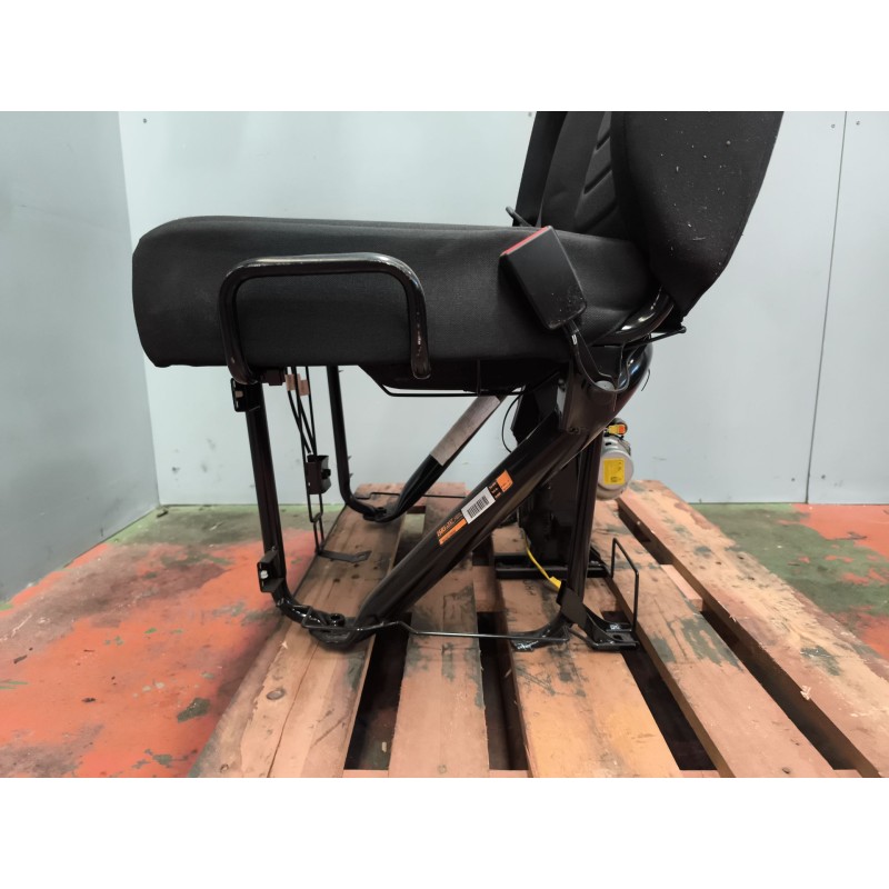 Recambio de asiento delantero derecho para iveco daily vi furgoneta 35s16, 35c16, 70c16 referencia OEM IAM 5802825447 3