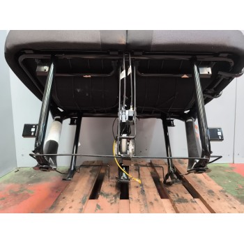 Recambio de asiento delantero derecho para iveco daily vi furgoneta 35s16, 35c16, 70c16 referencia OEM IAM 5802825447  