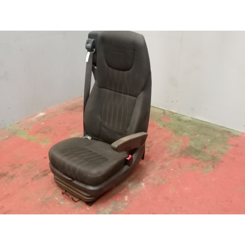 Recambio de asiento delantero derecho para daf serie xf euro 6 12.9 diesel referencia OEM IAM 2104716 - Blanco 3