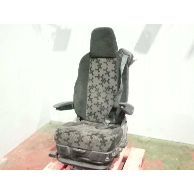 Recambio de asiento delantero izquierdo para scania r i r 450 referencia OEM IAM 2601047  