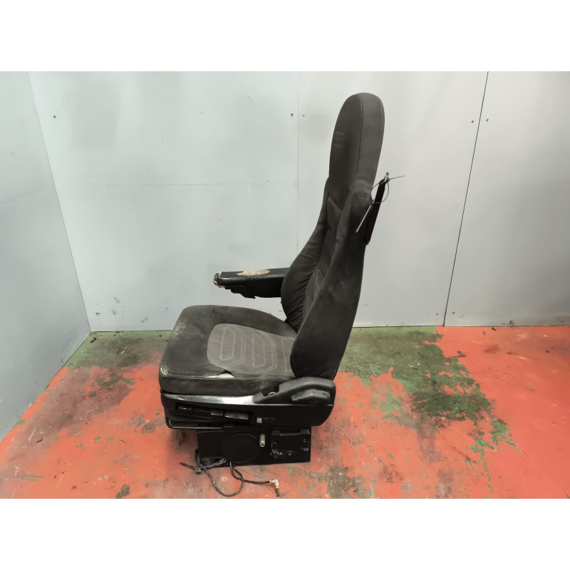 Recambio de asiento delantero izquierdo para daf serie xf105.460 12.9 diesel referencia OEM IAM 1796664 - Blanco 6