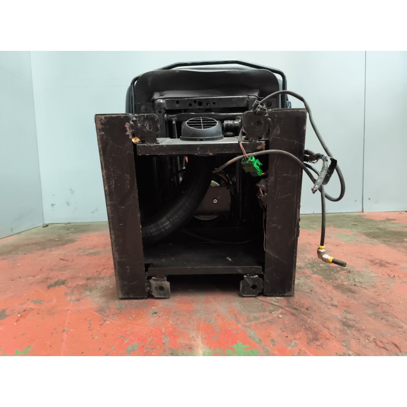 Recambio de asiento delantero izquierdo para daf serie xf105.460 12.9 diesel referencia OEM IAM 1796664 - Blanco 7