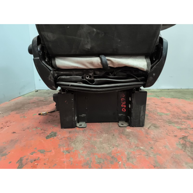 Recambio de asiento delantero izquierdo para daf serie xf105.460 12.9 diesel referencia OEM IAM 1796664 - Blanco 8