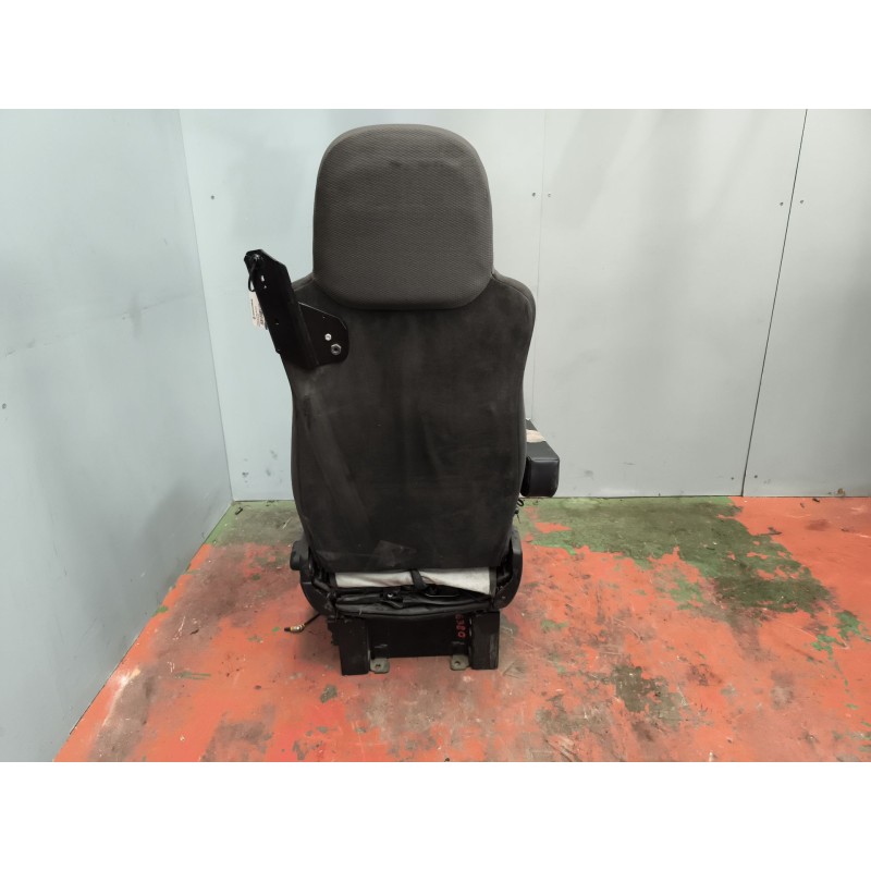 Recambio de asiento delantero izquierdo para daf serie xf105.460 12.9 diesel referencia OEM IAM 1796664 - Blanco 9