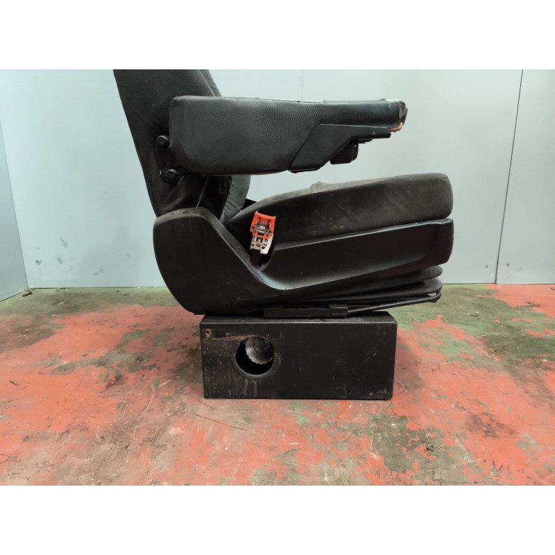 Recambio de asiento delantero izquierdo para daf serie xf105.460 12.9 diesel referencia OEM IAM 1796664 - Blanco 10