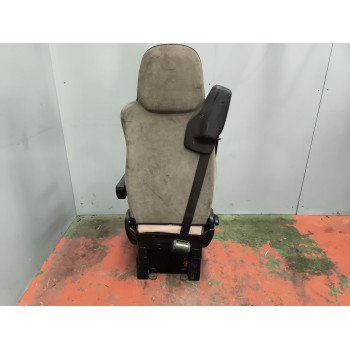 Recambio de asiento delantero derecho para daf serie xf105.460 12.9 diesel referencia OEM IAM 1796630  