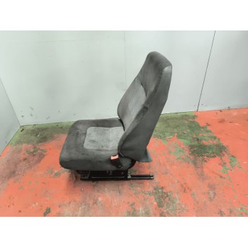 Recambio de asiento delantero derecho para renault hr 385.18 / 26 premium e2 11.1 diesel referencia OEM IAM 5001866965  