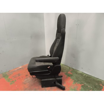 Recambio de asiento delantero derecho para daf serie xf105.460 12.9 diesel referencia OEM IAM 1796624  