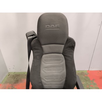 Recambio de asiento delantero derecho para daf serie xf105.460 12.9 diesel referencia OEM IAM 1796624  