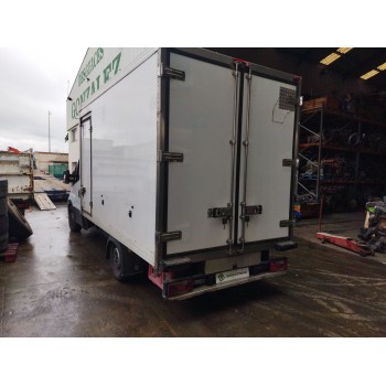 iveco daily v caja/chasis del año 2015