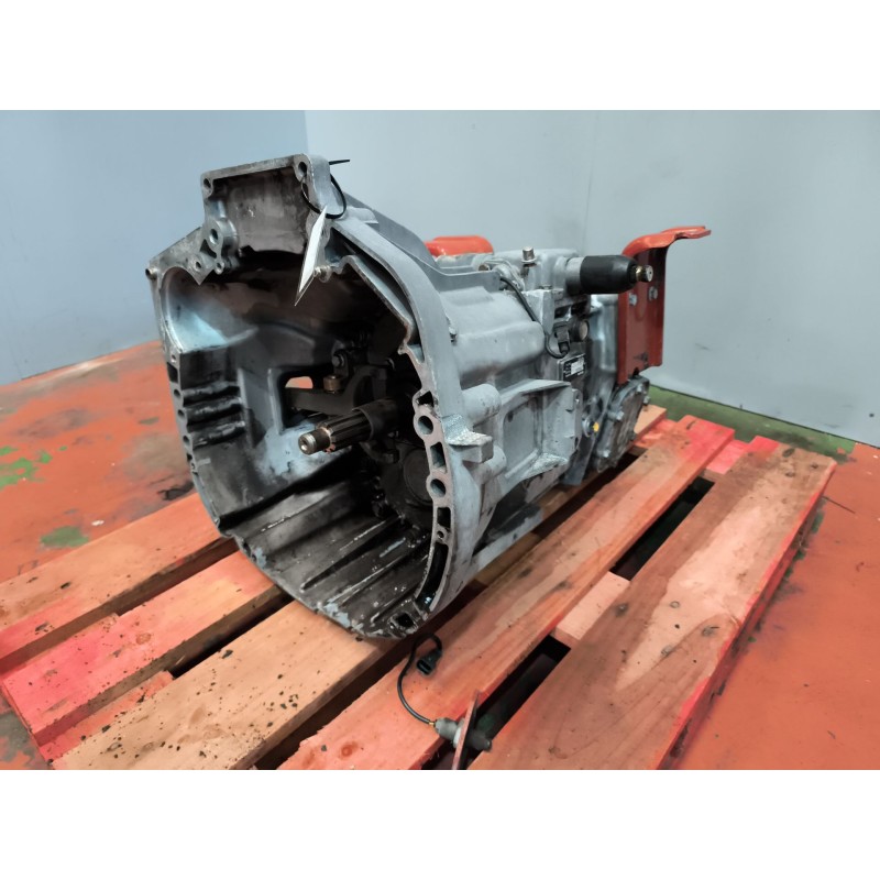Recambio de caja cambios para iveco eurocargo 5.9 diesel referencia OEM IAM 2855602L97 88859159 3927389