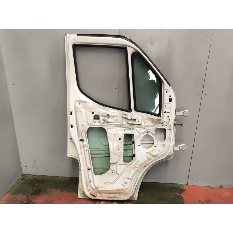 Recambio de puerta delantera izquierda para iveco daily v caja/chasis 35c15, 35s15, 40c15, 45c15, 50c15, 60c15, 65c15, 70c15 ref - Blanco 3