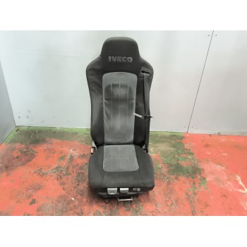 ASIENTO DELANTERO IZQUIERDO 