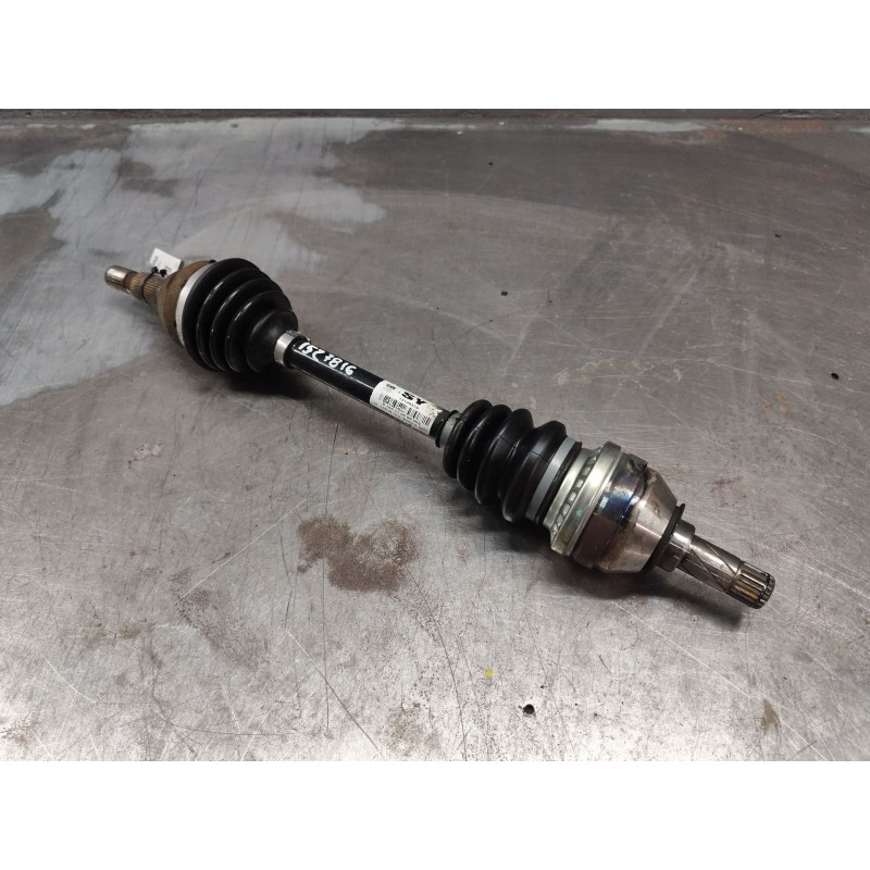 Recambio de transmision delantera izquierda para opel astra h gtc (a04) 1.6 (l08) referencia OEM IAM 13136379  