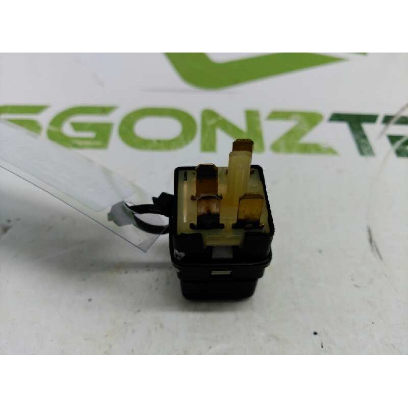 Recambio de boton antiniebla para opel corsa b swing referencia OEM IAM   