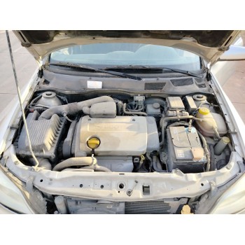 opel astra g berlina del año 1999