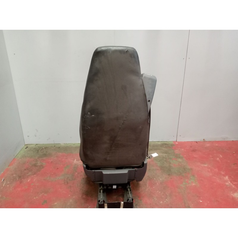 Recambio de asiento delantero izquierdo para scania r i r 500 referencia OEM IAM 2189635 - Blanco 5