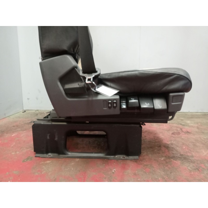 Recambio de asiento delantero izquierdo para scania r i r 500 referencia OEM IAM 2189635 - Blanco 6