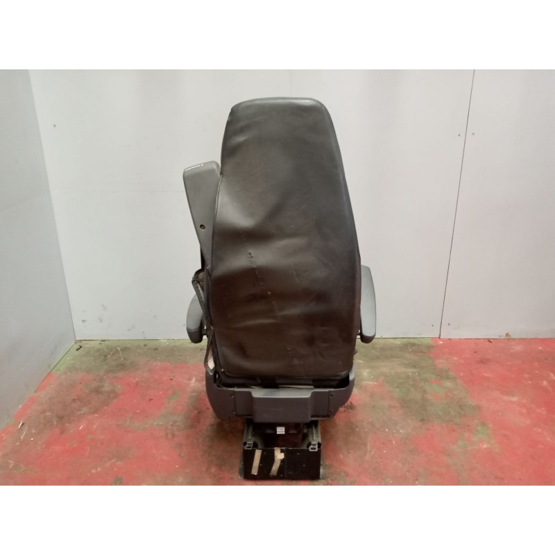 Recambio de asiento delantero derecho para scania r i r 500 referencia OEM IAM 2189640 - Blanco 6