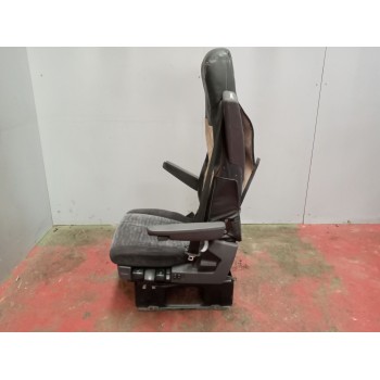 Recambio de asiento delantero derecho para scania r i r 500 referencia OEM IAM 2189640  
