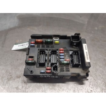 Recambio de bsm caja fusibles para peugeot 206 berlina xs referencia OEM IAM 9657608680  
