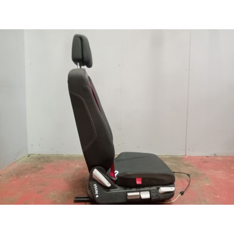 Recambio de asiento delantero derecho para renault serie t 10.8 diesel referencia OEM IAM 7421615420 - Blanco 7
