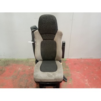 Recambio de asiento delantero derecho para daf serie xf105.510 12.9 diesel referencia OEM IAM 1700020  