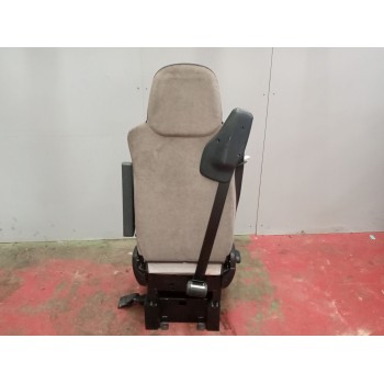 Recambio de asiento delantero derecho para daf serie xf105.510 12.9 diesel referencia OEM IAM 1700020  