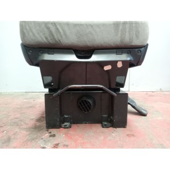 Recambio de asiento delantero derecho para daf serie xf105.510 12.9 diesel referencia OEM IAM 1700020  