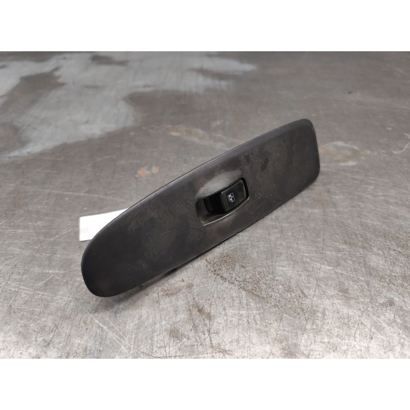 Recambio de mando elevalunas delantero derecho para hyundai elantra (xd) 2.0 crdi comfort (5-ptas.) referencia OEM IAM 93575-2D0 - Verde 4