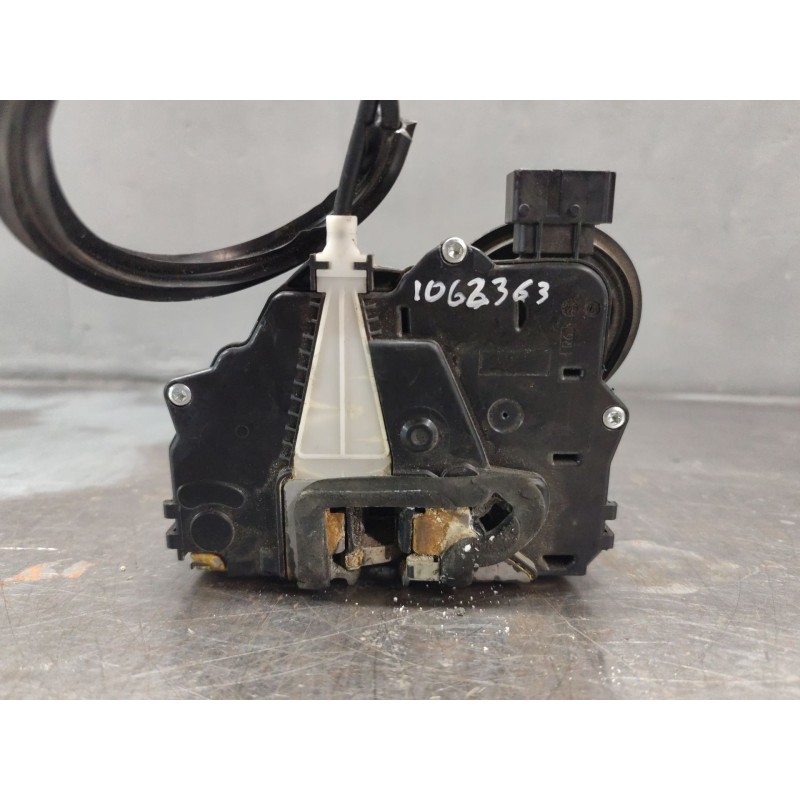 Recambio de cerradura puerta delantera derecha para fiat ducato combi 33 (290) 130 teilverglast (l1h1) referencia OEM IAM 135014 - Blanco 3