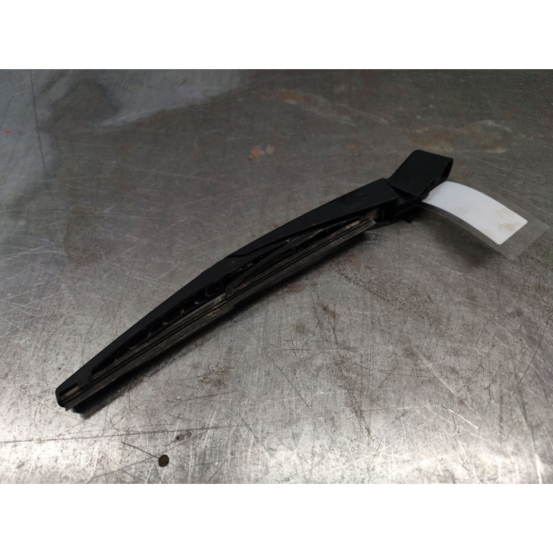 Recambio de brazo limpia trasero para peugeot 5008 ii (mc_, mj_, mr_, m4_) 1.6 bluehdi 120 referencia OEM IAM   