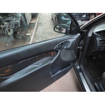 ford focus berlina (cak) del año 2002