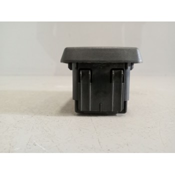 Recambio de mando elevalunas delantero derecho para man trucks tgx 18 18..400 fllw/n referencia OEM IAM 81258067095  